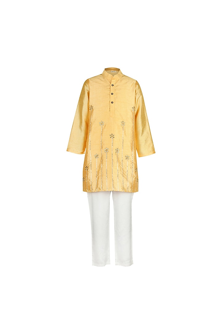 Yellow Modal Gotapatti Embroidered Kurta Set For Boys by Les Petits