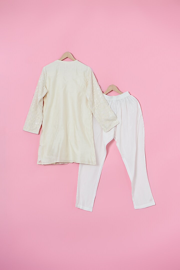 White Cotton Hand Embroidered Kurta Set For Boys by Les Petits at Pernia's Pop Up Shop