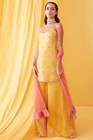 Canary Yellow Embroidered Kurta Set by Sanjev Marwaaha