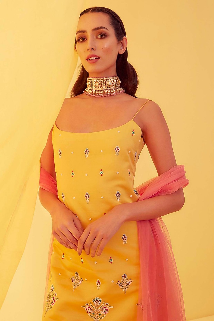 Canary Yellow Embroidered Kurta Set by Sanjev Marwaaha at Pernia's Pop Up Shop