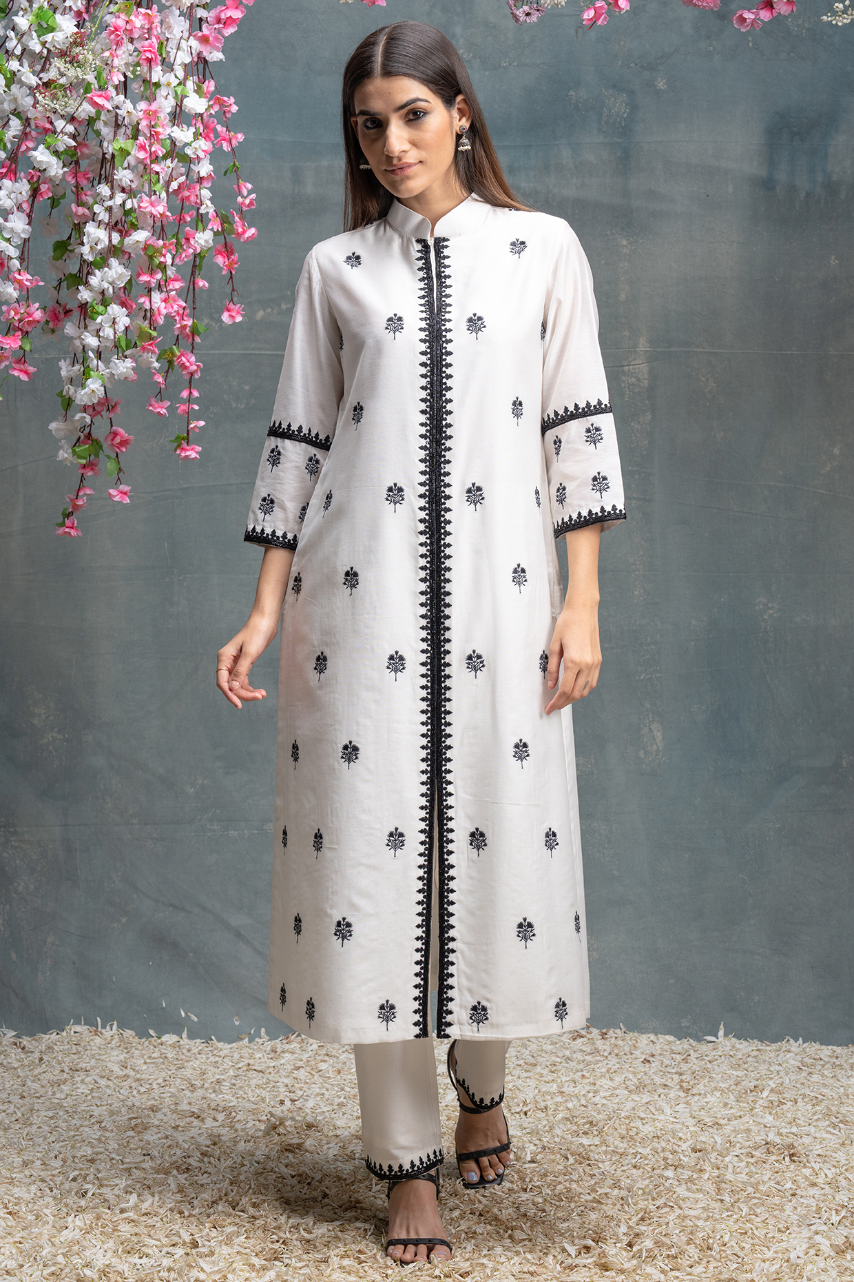 Ivory & Black Chanderi & Cotton Silk Embroidered Kurta Set by Sanjev Marwaaha