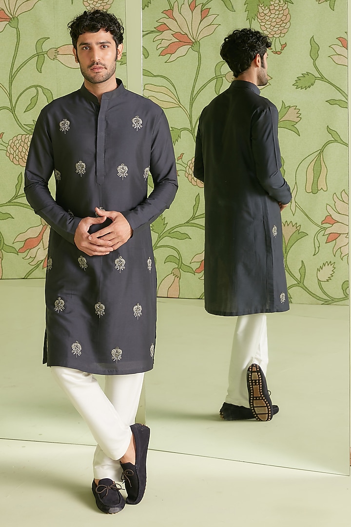 Charcoal Grey Hand Embroidery Kurta Set by Sanjev Marwaaha Men