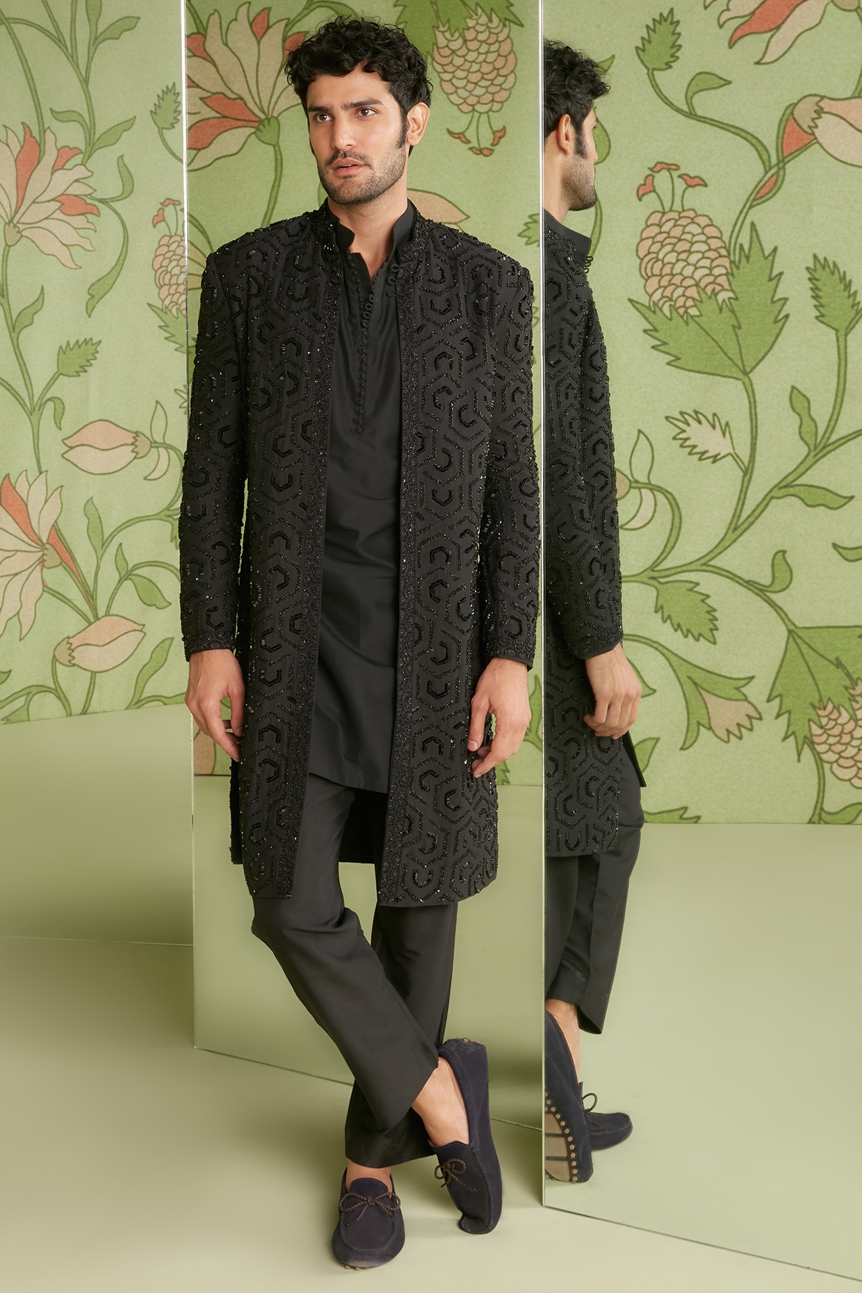 Buy Maroon Base Fabric Satin Embroidery Open Banarasi Handloom Jacket For  Women by Kasturi Kundal Online at Aza Fashions.