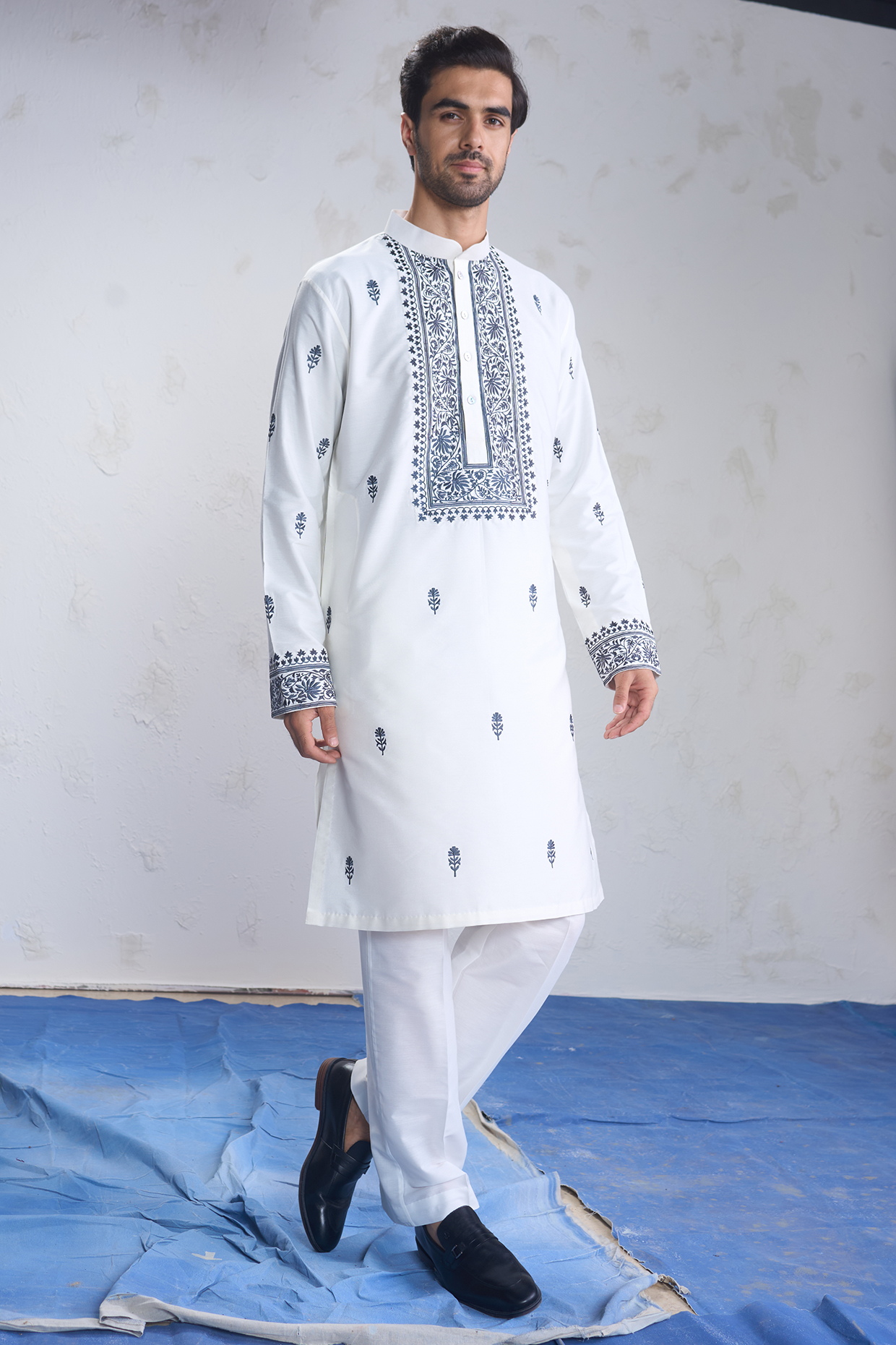 Ivory Cotton Silk Floral Embroidered Kurta Set by Sanjev Marwaaha Men