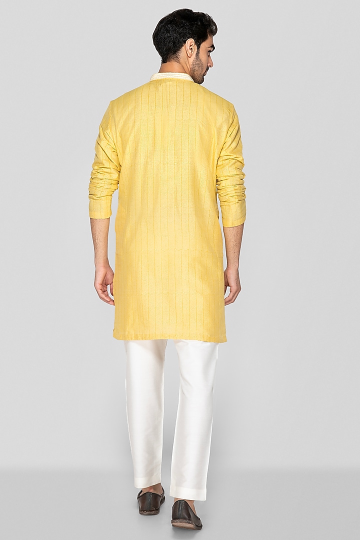 Golden Yellow Cotton Silk Hand Block Printed & Embroidered Short Kurta Set by Sanjev Marwaaha Men at Pernia's Pop Up Shop