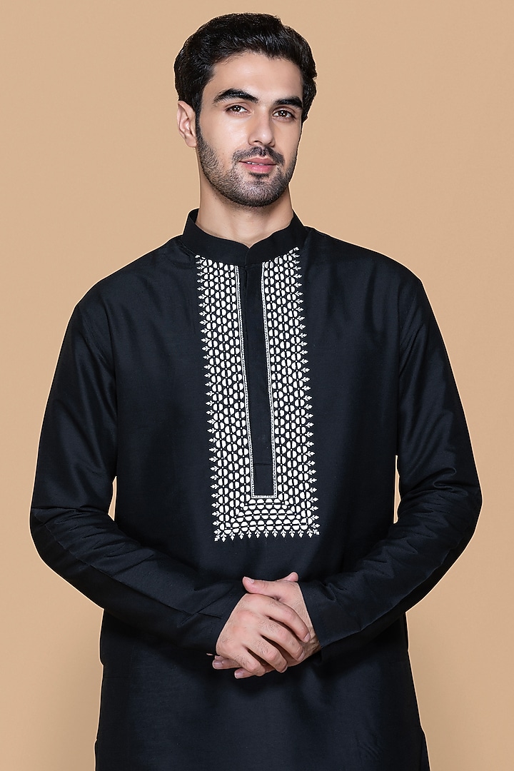 Black Silk Embroidered Kurta Set by Sanjev Marwaaha Men at Pernia's Pop Up Shop