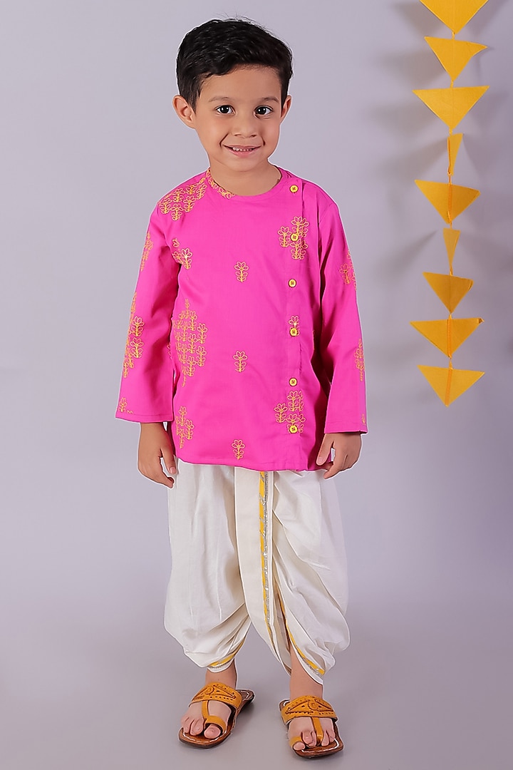 Pink Cotton Embroidered Kurta Set For Boys by Lil Drama at Pernia's Pop Up Shop