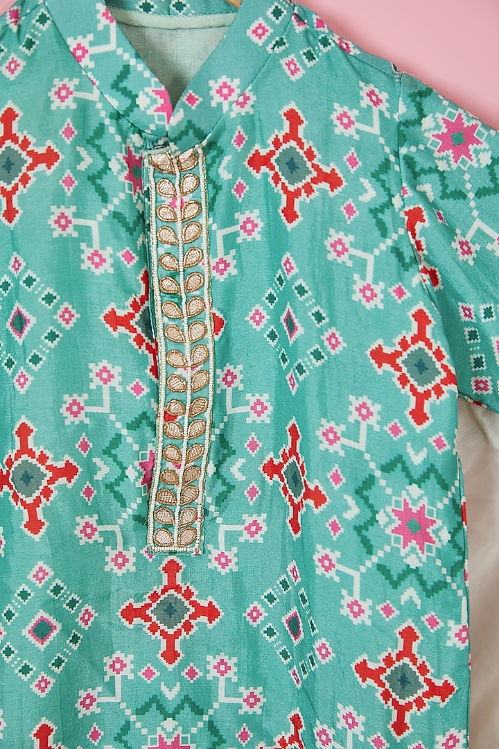 Green Silk Hand Embroidered Kurta Set For Boys by Li'l Angels at Pernia's Pop Up Shop