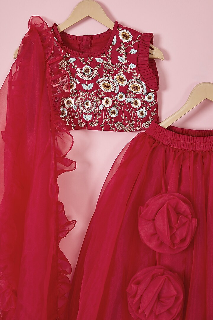 Red Silk & Organza Lehenga Set For Girls by Li'l Angels at Pernia's Pop Up Shop