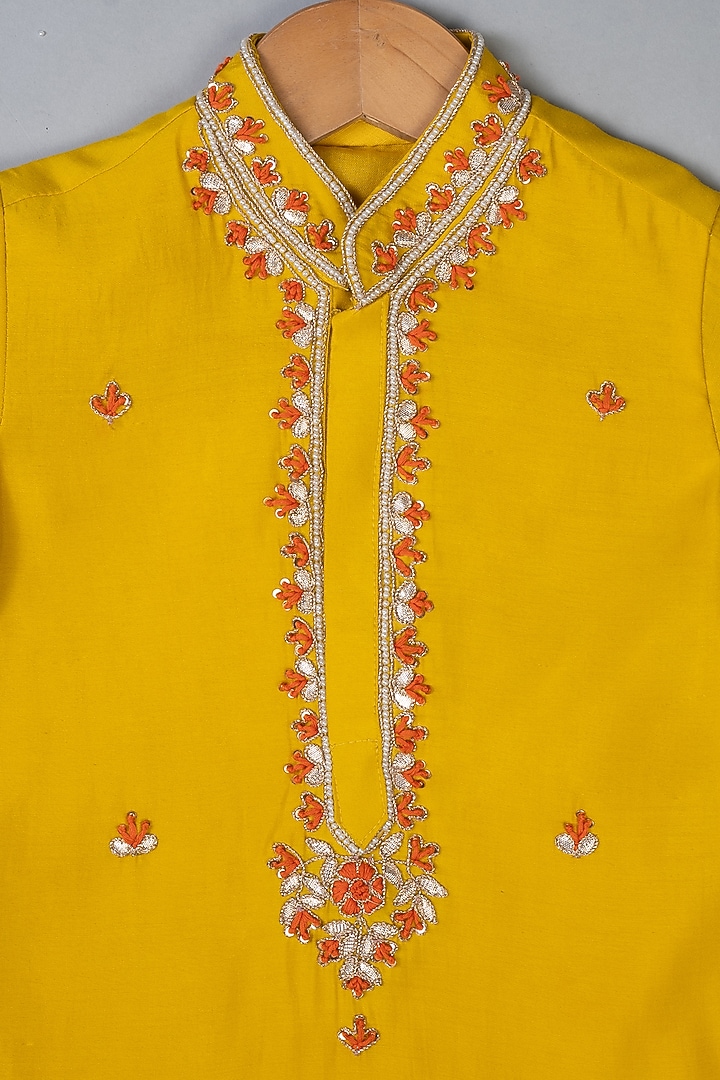 Mustard Silk Knot Embroidered Kurta Set For Boys by Li'l Angels at Pernia's Pop Up Shop