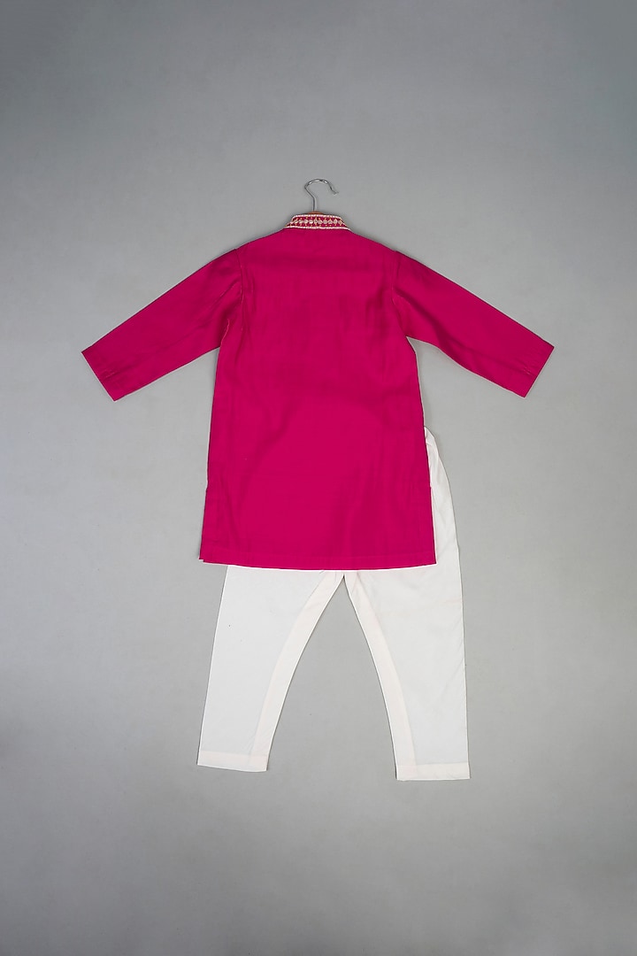 Pink Silk Knot Embroidered Kurta Set For Boys by Li'l Angels at Pernia's Pop Up Shop