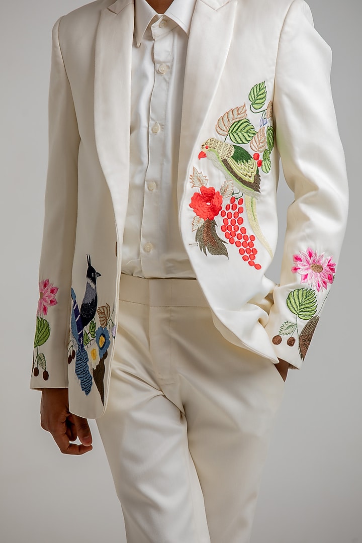 White Suiting Blazer Set For Boys by Li'l Angels at Pernia's Pop Up Shop