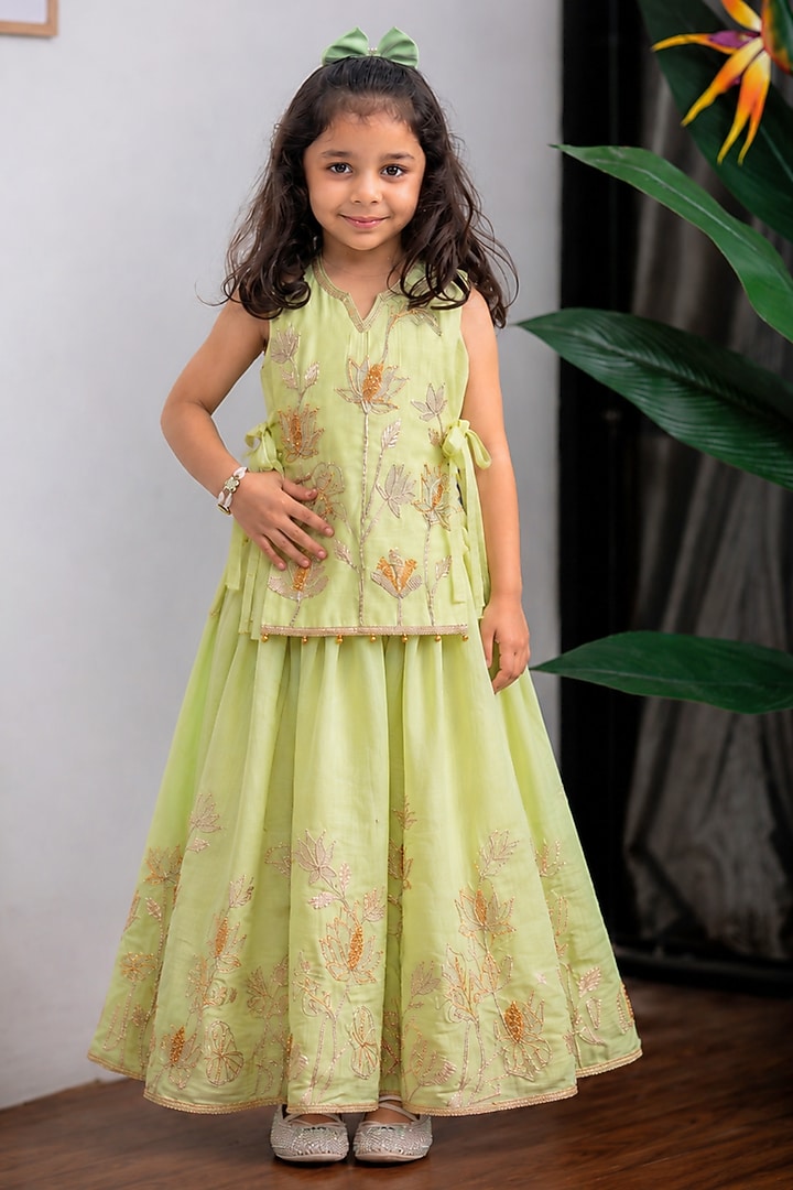 Green Muslin Cotton Lehenga Set For Girls by Li'l Angels at Pernia's Pop Up Shop