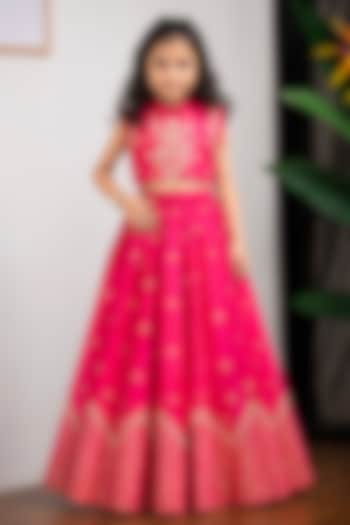 Rani Pink Dola Silk Embroidered Lehenga Set For Girls by Li'l Angels at Pernia's Pop Up Shop