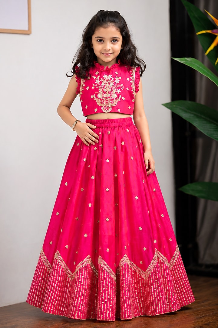 Rani Pink Dola Silk Embroidered Lehenga Set For Girls by Li'l Angels at Pernia's Pop Up Shop