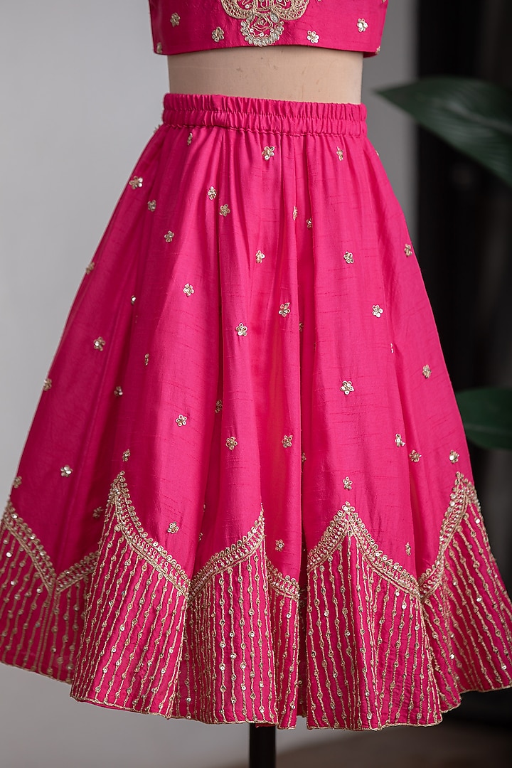 Rani Pink Dola Silk Embroidered Lehenga Set For Girls by Li'l Angels at Pernia's Pop Up Shop