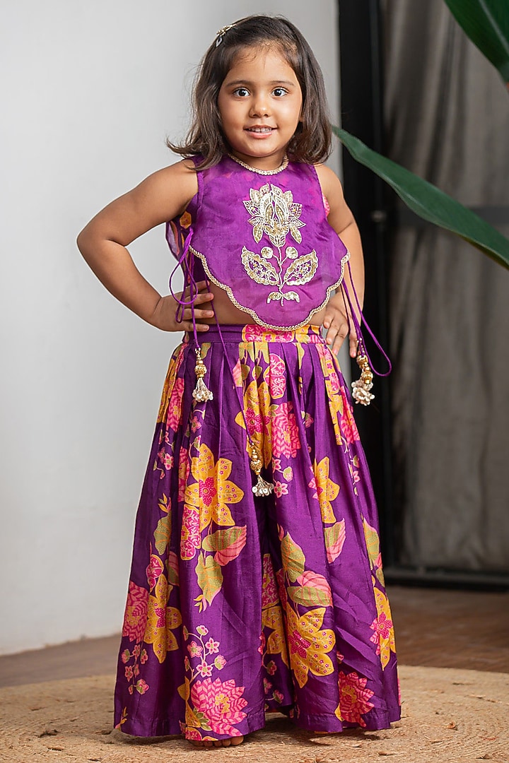 Purple Pure Muslin Silk Lehenga Set For Girls by Li'l Angels at Pernia's Pop Up Shop