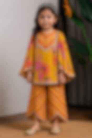 Mustard Dola Silk Printed Kurta Set For Girls by Li'l Angels at Pernia's Pop Up Shop