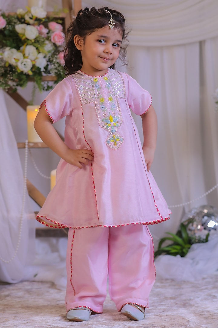 Pink Roman Silk Sequins Work Kurta Set For Girls by Li'l Angels at Pernia's Pop Up Shop