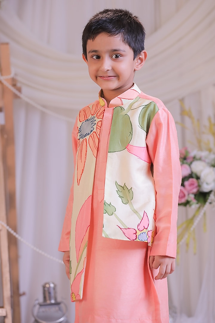 Peach & Off-White Roman Silk Kurta Set For Boys by Li'l Angels at Pernia's Pop Up Shop