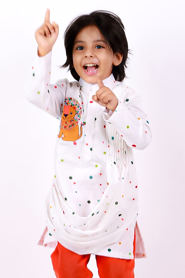 White Printed Kurta Set For Boys by Li'l Angels at Pernia's Pop Up Shop