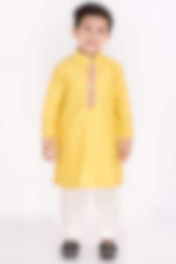 Yellow Embroidered Kurta Set For Boys by Li'l Angels