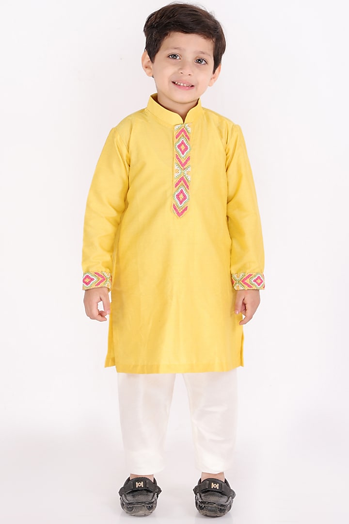 Yellow Embroidered Kurta Set For Boys by Li'l Angels