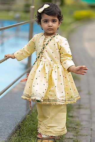 Yellow Cotton Pant Set For Girls by Li'l Angels