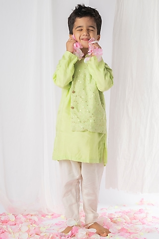 Green Chikankari Kurta Set For Boys by Li'l Angels