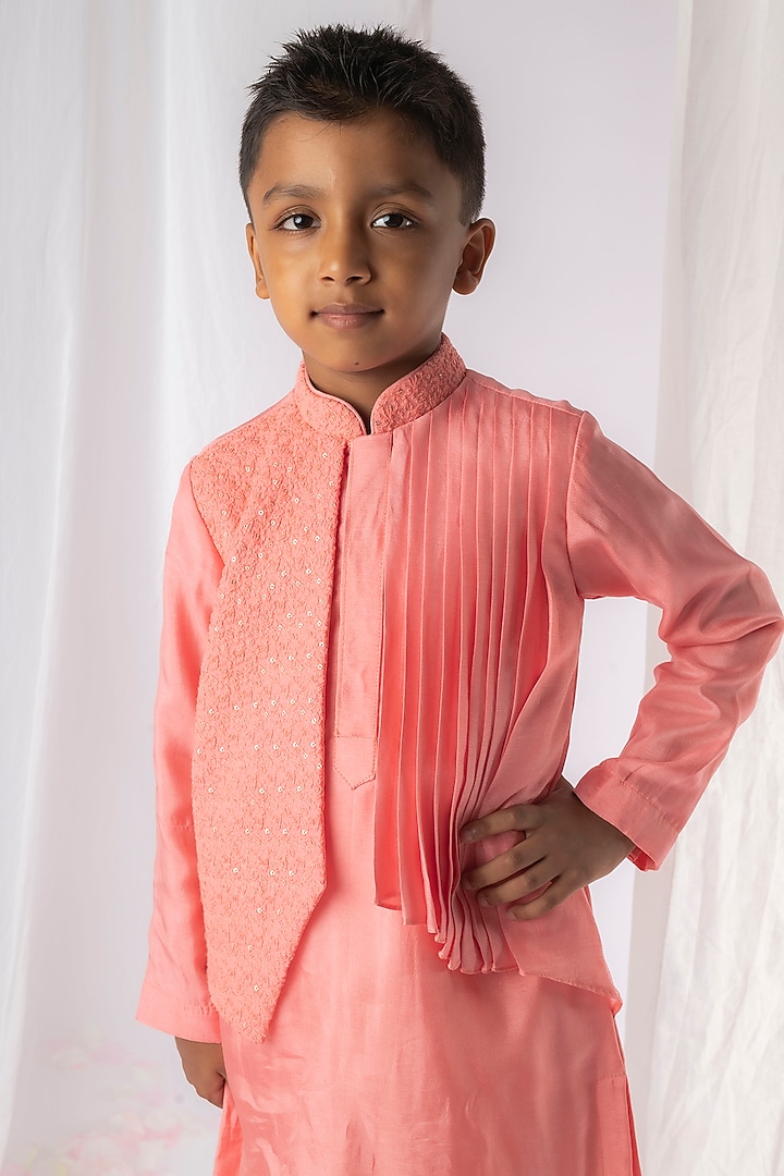 Peach Chikankari Kurta Set For Boys by Li'l Angels at Pernia's Pop Up Shop