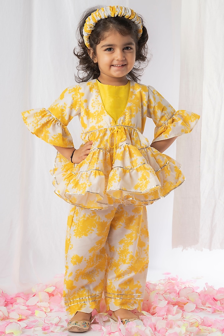 Yellow & White Printed Pant Set For Girls by Li'l Angels