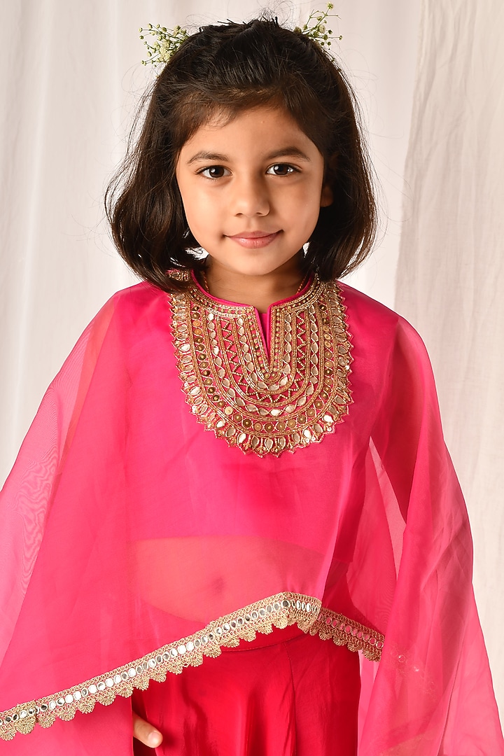 Pink Organza Cape Set For Girls by Li'l Angels at Pernia's Pop Up Shop