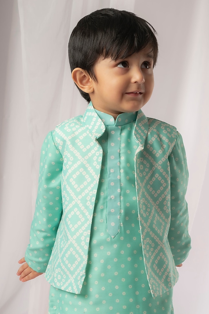 Green Printed Bundi Jacket With Kurta Set For Boys by Li'l Angels at Pernia's Pop Up Shop