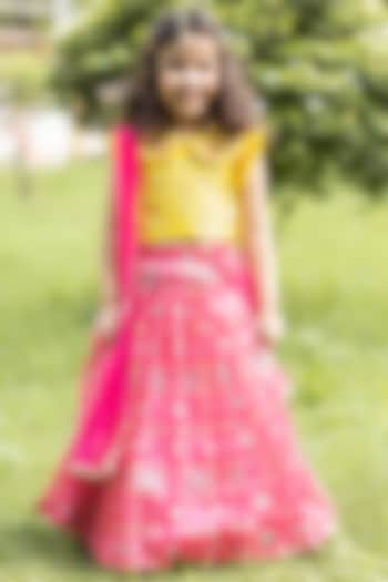 Pink Printed Lehenga Set For Girls by Li'l Angels at Pernia's Pop Up Shop