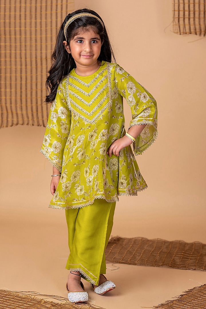 Green Viscose Tissue Floral Printed Kurta Set For Girls by Li'l Angels at Pernia's Pop Up Shop