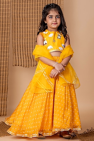 Yellow Roman Silk Bandhej Printed Lehenga Set For Girls by Li'l Angels
