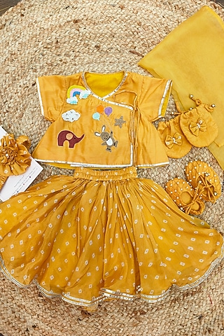 Yellow Silk Gift Hamper For Girls by Li'l Angels
