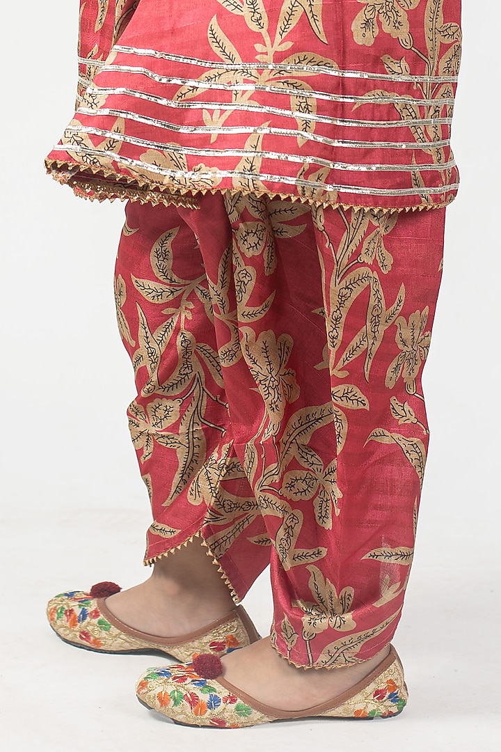 Red Mysore Silk Kurta Set For Girls by Lilglam at Pernia's Pop Up Shop