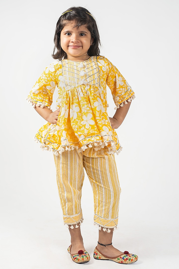 Yellow Cotton Kurta Set For Girls by Lilglam at Pernia's Pop Up Shop