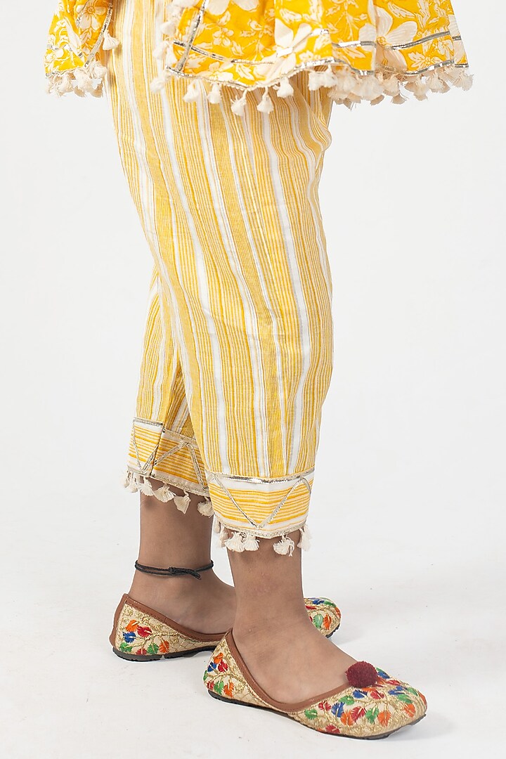 Yellow Cotton Kurta Set For Girls by Lilglam at Pernia's Pop Up Shop