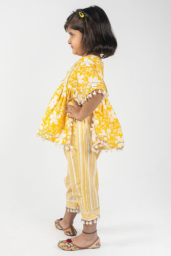 Yellow Cotton Kurta Set For Girls by Lilglam at Pernia's Pop Up Shop