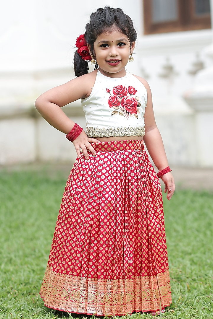 Red Upada Silk Pleated Skirt Set For Girls by Li & Li Boutique at Pernia's Pop Up Shop