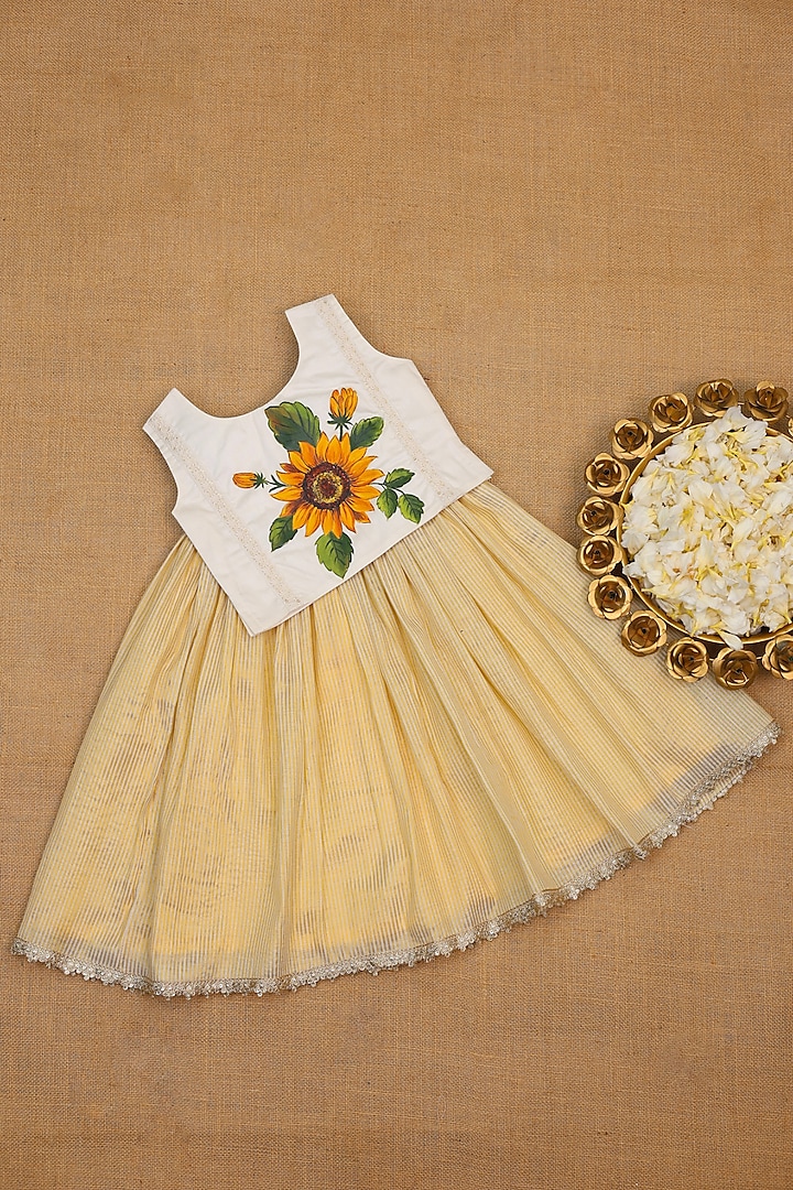 White & Ivory Zari Cotton Skirt Set For Girls by Li & Li Boutique at Pernia's Pop Up Shop