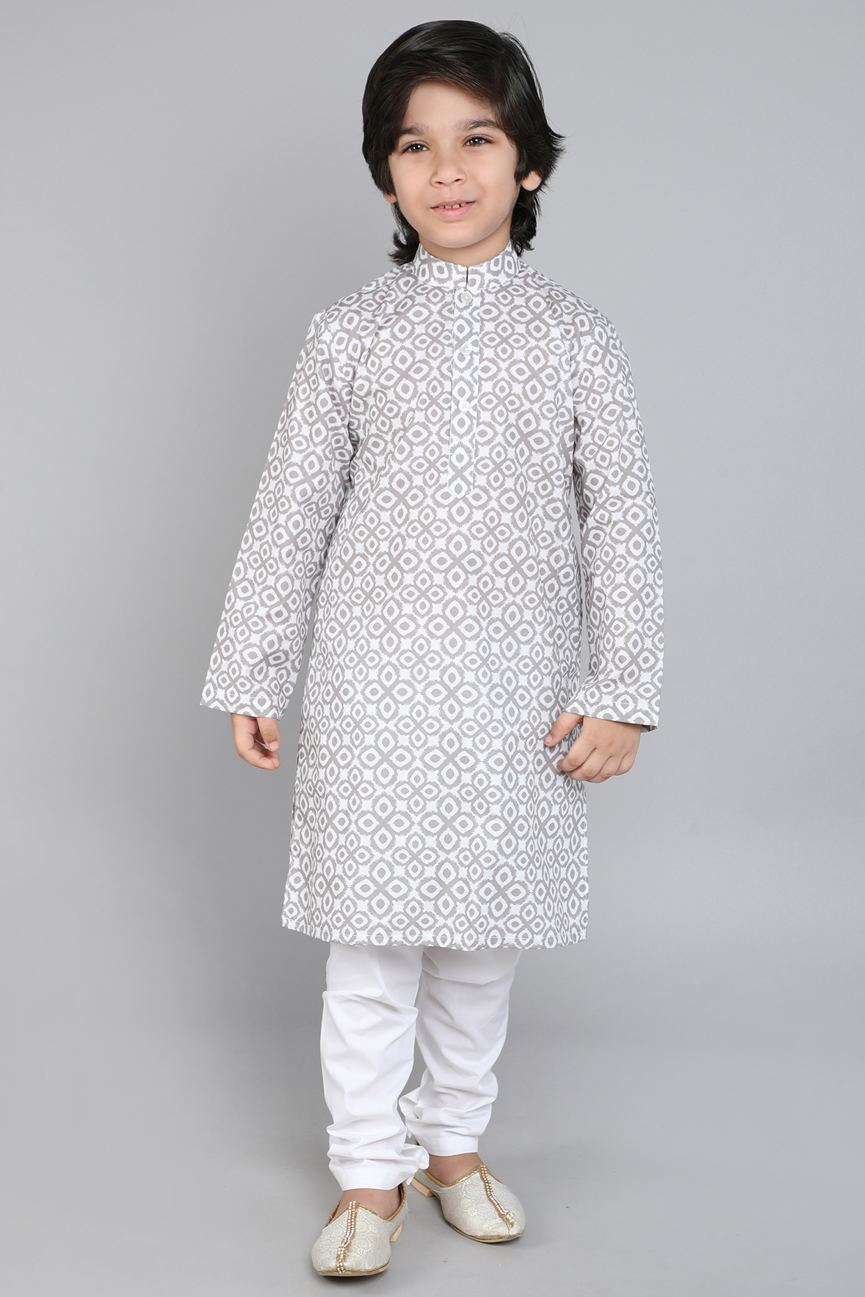 White Pure Cotton Geometric Printed Kurta Set For Boys by Little Clothings