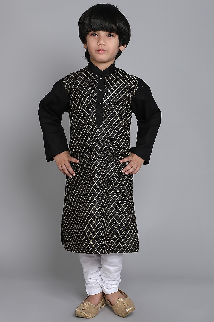 Black Pure Linen Zari Embroidered Kurta Set For Boys by Little Clothings