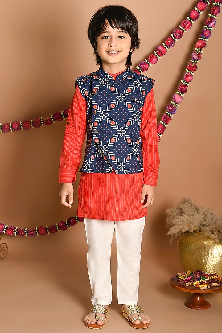 Red Cotton Kurta Set With Bundi Jacket For Boys by LIL PITAARA