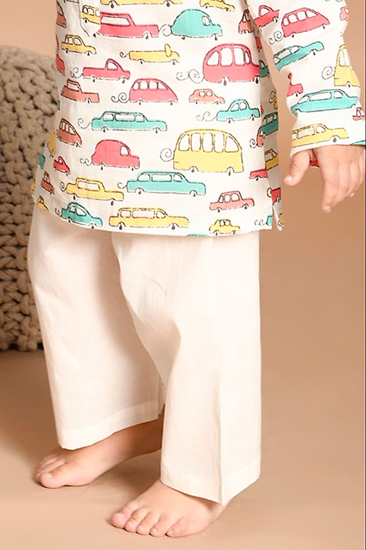 Red & White Car Printed Kurta Set by LIL PITAARA at Pernia's Pop Up Shop