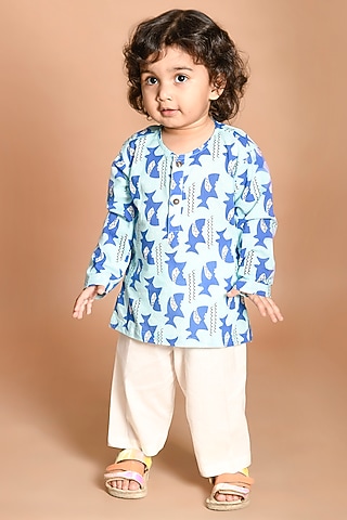Blue Car Printed Kurta Set by LIL PITAARA