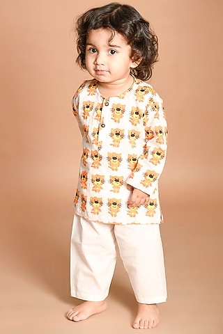 Orange Printed Kurta Set by LIL PITAARA