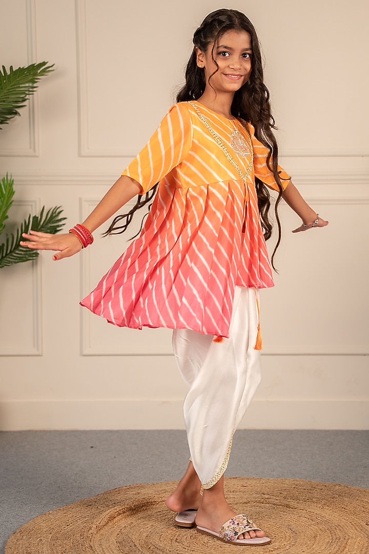 Peachish-Pink Shaded Muslin Kurta Set For Girls by Little Maisyy at Pernia's Pop Up Shop